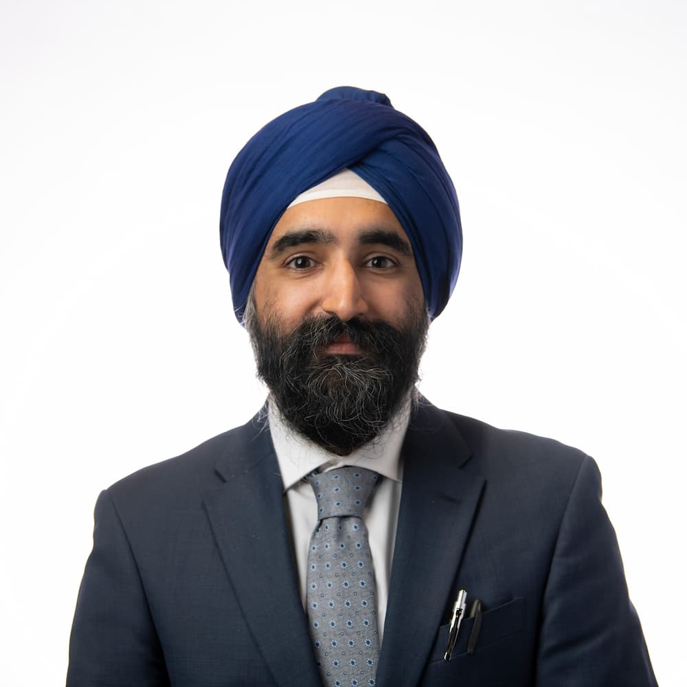 Jasdeep Sabharwal MD, PhD | Glaucoman Specialist and Cataract Surgeon at North Bay Eye Associates